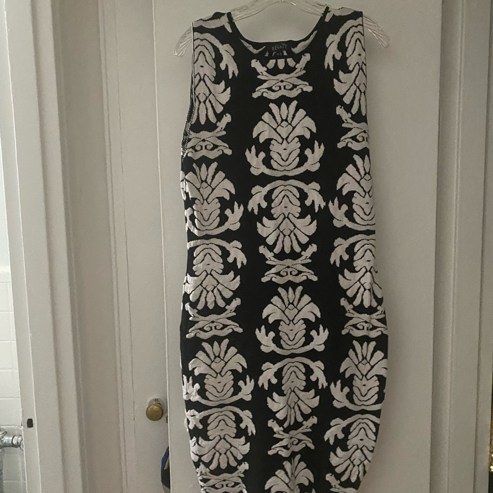 Elliatt knit dress